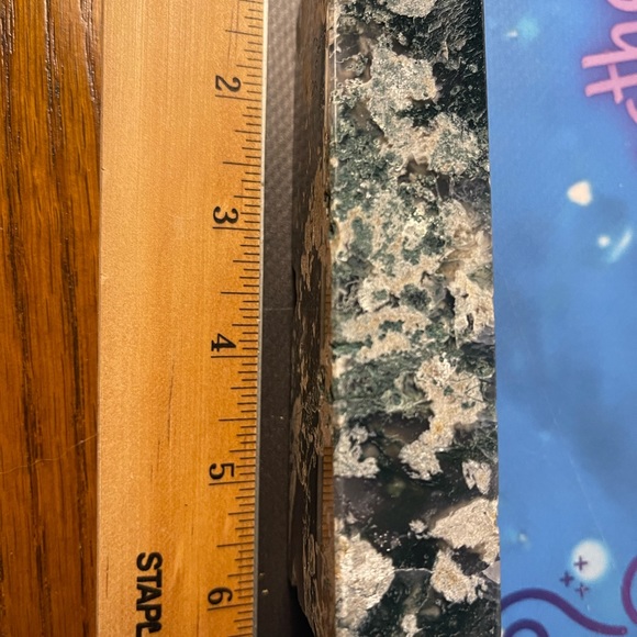 Multicolored druzy moss agate 5.5 “ tower - Picture 8 of 8